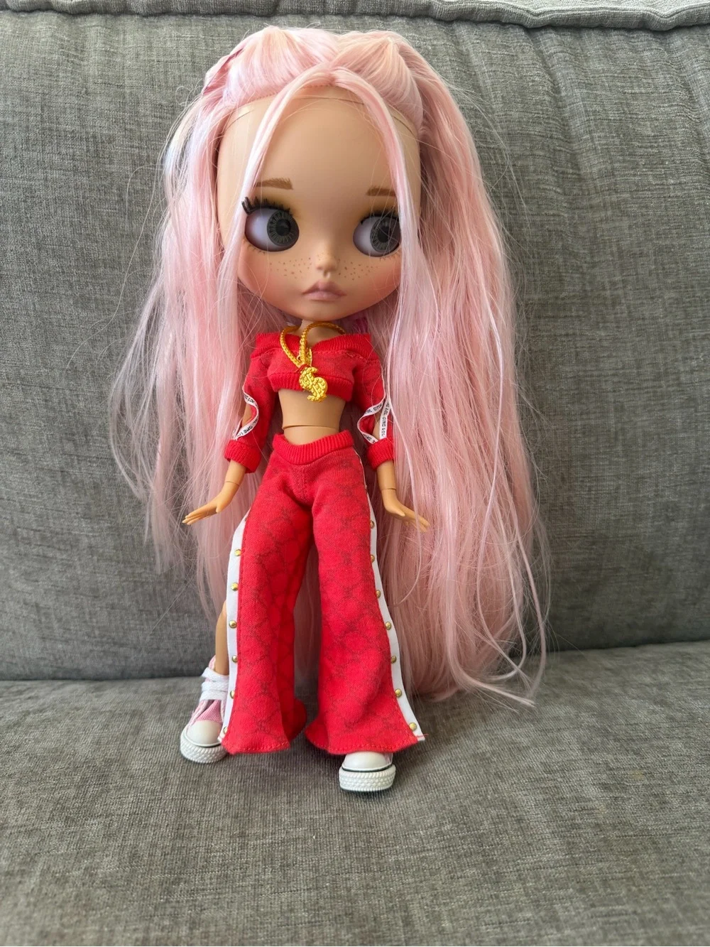 Blythe doll custom